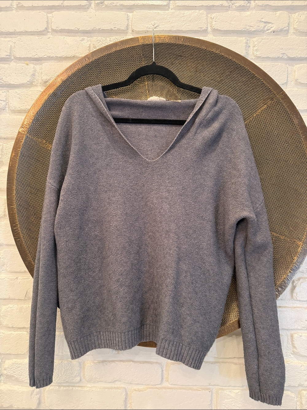 Cozy V-Neck Knit Sweater in Heather Gray
